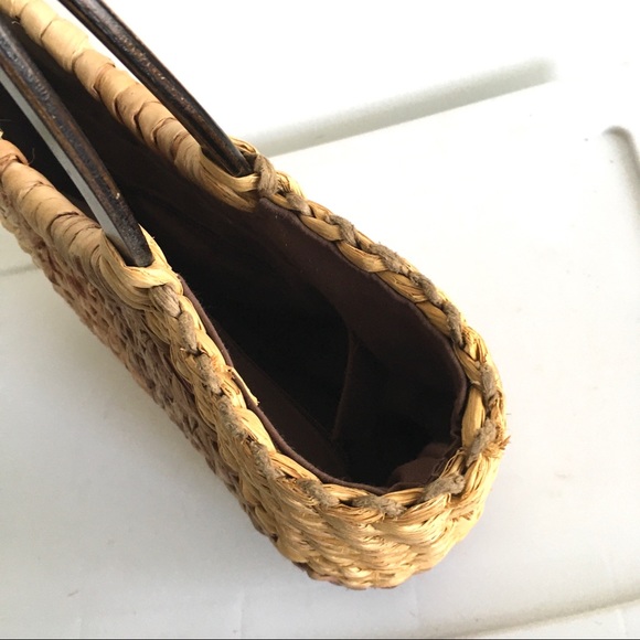 (SOLD) Straw Tote Bag With Round Wood Handles - Picture 7 of 13